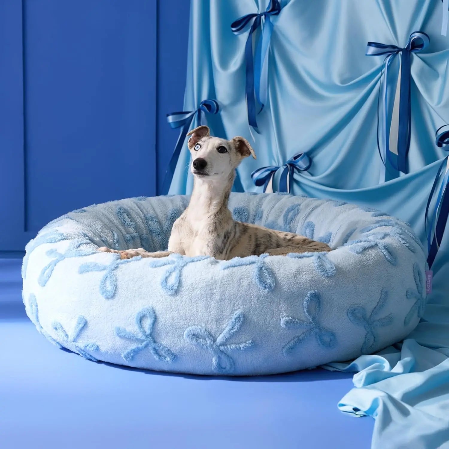 Cloud-Soft Calming Donut Bed – Ultra-Plush Anti-Anxiety Pet Bed